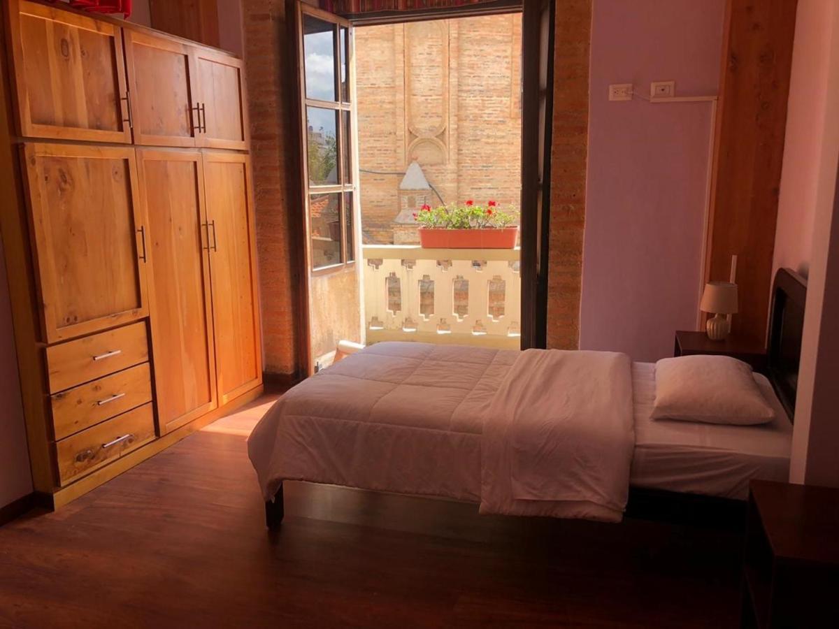 Floré Hotel Boutique Cuenca Esterno foto